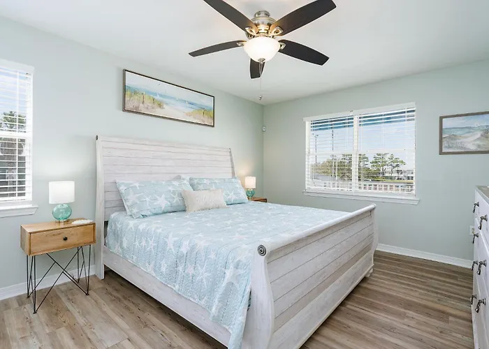 Blue Lagoon At Little Lagoon By Youngs Suncoast Apartment *