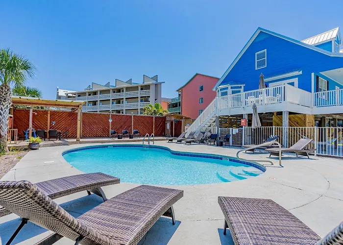 Blue Lagoon At Little Lagoon By Youngs Suncoast * Gulf Shores