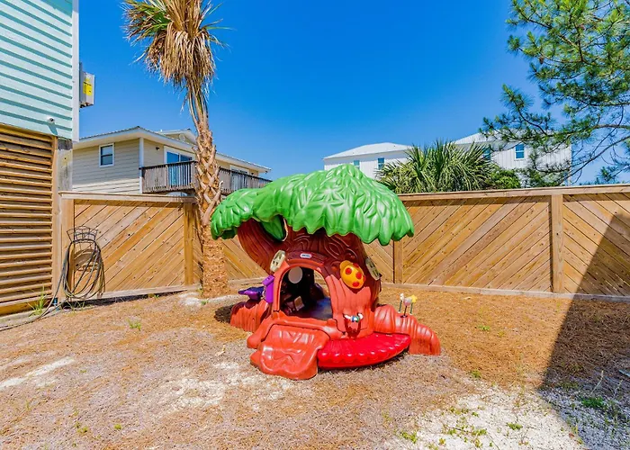 Apartment Blue Lagoon At Little Lagoon By Youngs Suncoast *
